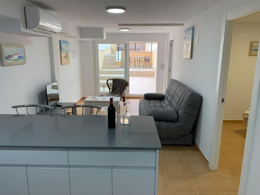 Modern Apartment Near Beach Torre La Mata Exterior foto
